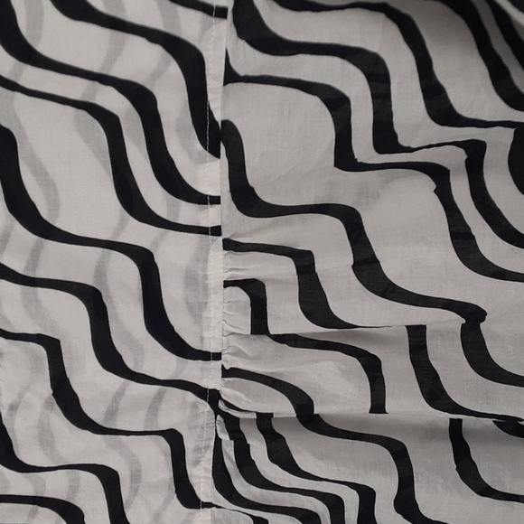 Chico's Wavy-Stripe Popover Tunic Top - Picture 7 of 10